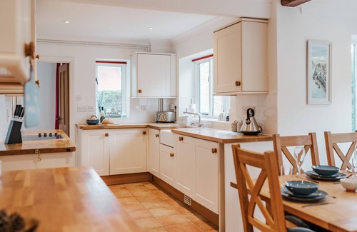 Holt House | Astley House - sleeps 8