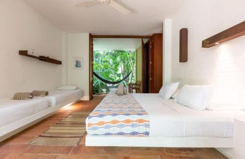 Anapoima Apartment | Astonishing 5BR Villa at Mesa de Yeguas