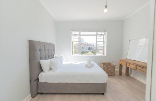 Pollok Beach Apartment | Astorian Tide