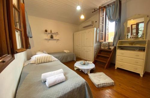 Symi House | Astradeni