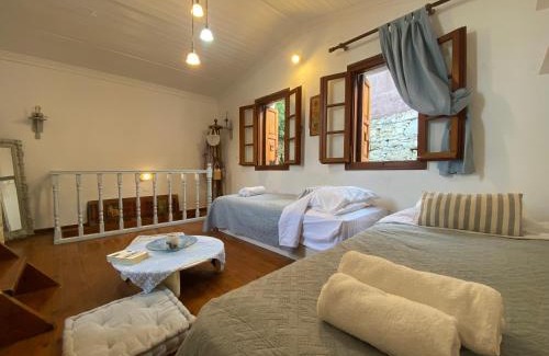 Symi House | Astradeni