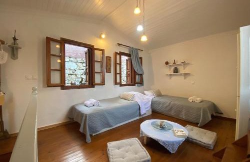 Symi House | Astradeni