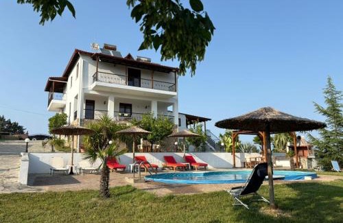 Aristotelis Villa | Astri Villa