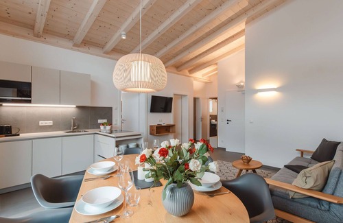 Gries Apartment | Nice apartment for 8 people with WIFI, TV, balcony and pets allowed