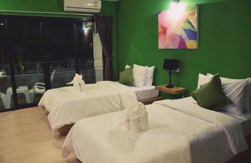 Khuekkhak Hotel | At Home Khaolak