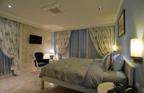 Chang Phueak Hotel | At Pingnakorn Huaykaew