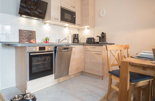 Winterberg Apartment | At the bike park, ski carousel, WLAN, balcony