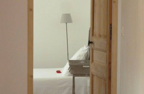 Cheval-Blanc Other | At the foot of the Luberon, authentic 18th century Mas. stone with pool