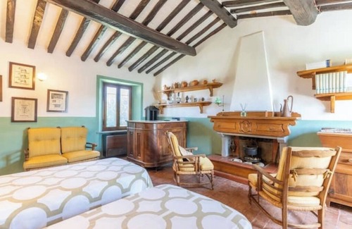 Mologno Other | At the Riding School: Casale Toscano