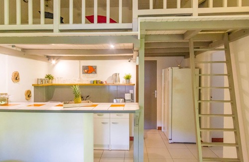 Bas Vent House | Atemoya lodges. Swimming pool, beach 400 m., Bamboo (2/4p), A/C, pool, beautiful garden, beach 400 m