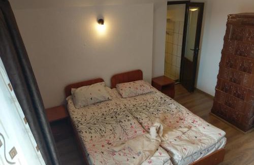 Vladeni Hotel | Aterman House