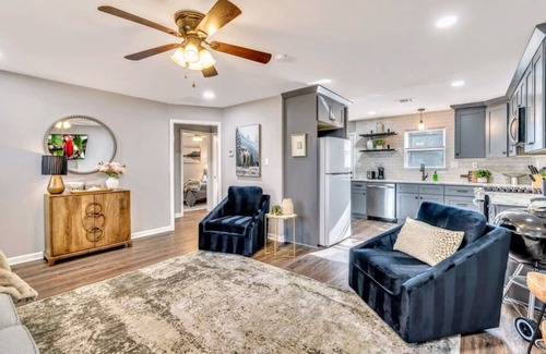 Chamblee House | ATH - Chamblee - 2BR -Pet Friendly -Ranch (lawson)