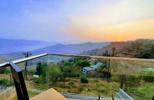 Panchgani Villa | Athavan Villa