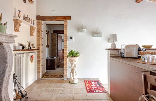 Campello sul Clitunno Apartment | Athena vacation home