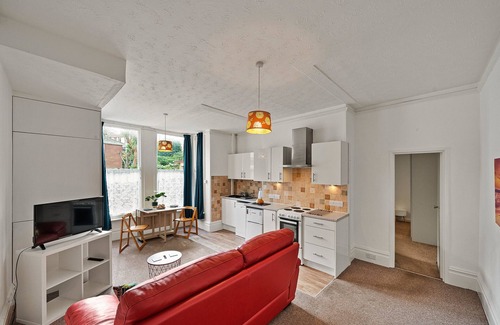 Roundham Apartment | Atherfield Apartments No. 2 - Bay Tree View