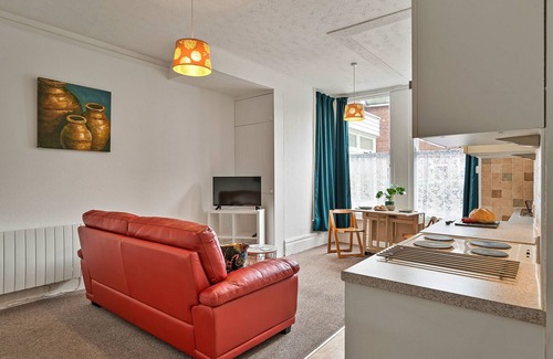 Roundham Apartment | Atherfield Apartments No. 2 - Bay Tree View