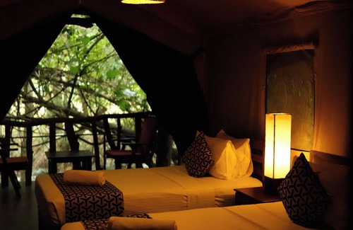Udawalawa Hotel | Athgira River Camp