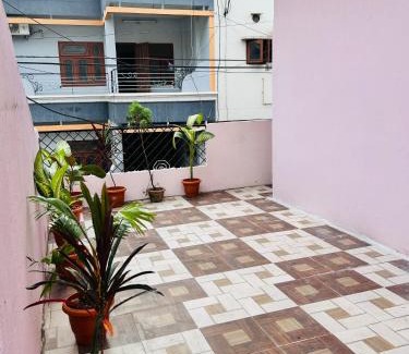 Ujjain House | Athiyas Homestay