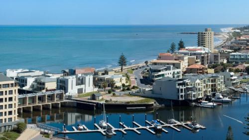 Glenelg Hotel | Atlantic Tower Motor Inn