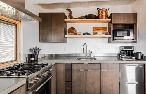 Pioneertown House | Atomic Ranch by Fieldtrip | Secluded, Pool, Views