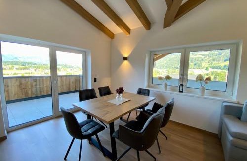 Saalfelden am Steinernen Meer Apartment | Attic Apartment in Saalfelden near Ski Slopes