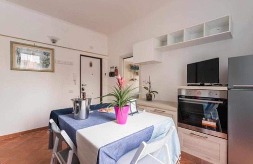 Nettuno Apartment | Attic Medieval Sea View Neptune