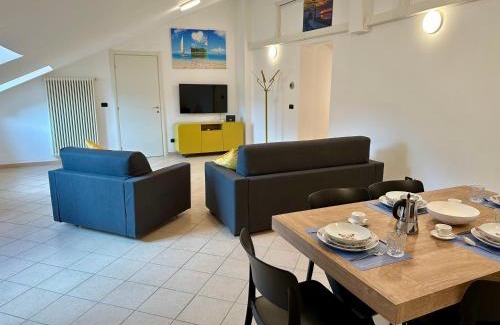 Finalborgo Apartment | Attico Inn - Piazza Centrale - Finalborgo