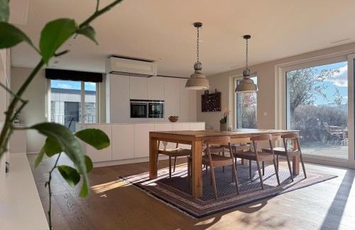 Meilen District Apartment | AttikaMaisonette Goldküste