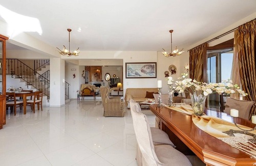 Roussospiti Villa | Attractive Countryside Villa, A/C, Private Pool, Sea Views - 10mins drive to Rethynmo Town & Beach!