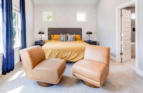 Midtown House | Attractive Midtown House 3BR 3.5BA