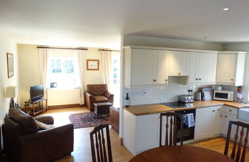 Burnham Market Cottage | Attractive Three Bedroom Flint Cottage Situated In Burnham Market.