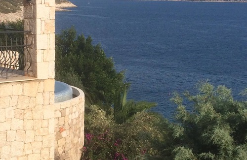 Kas Villa | Attractive villa with a large pool and private sea access - stunning view