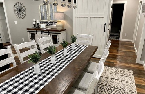 Nelsonville House | ATV Friendly, OU, Wayne National, Hocking Hills, Fire Pit, Saltwater Hot Tub