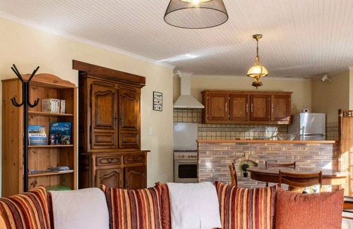 Matignon Villa | Atypical house in the center of Matignon