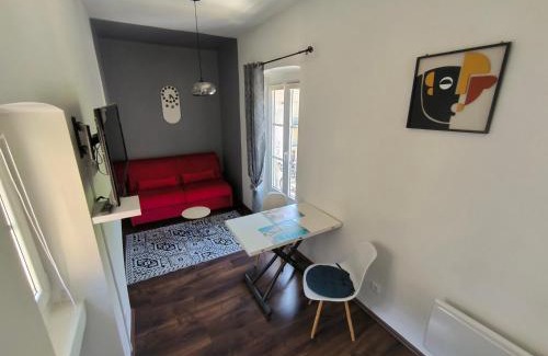 Cahors Old Town Apartment | AU 2B 46 Ravissant duplex