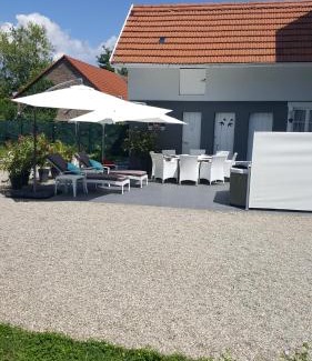 Offendorf Bed & Breakfast | Au berceau du loup agile