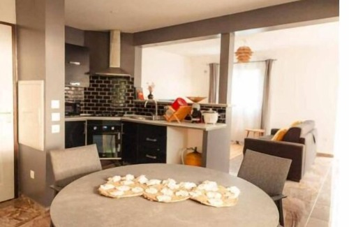 Saint-Paul House | Au Bois Chandelle