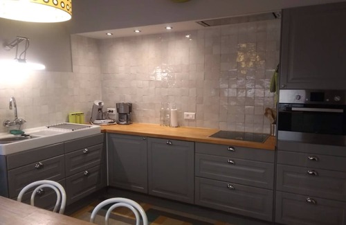 Bonnes Ski Chalet | Au Bord de la Dronne, vacation home located 100m from the river