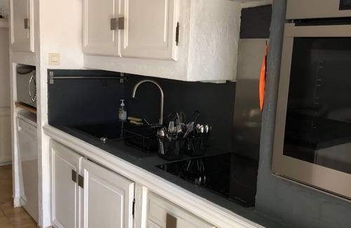 Cabrieres-d'Avignon House | Au Cœur du Luberon, "l'atelier de La Baronnie" Charme Absolu à 4km de Gordes