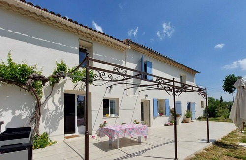La Tour-d'Aigues House | Au Cœur du Luberon Dans une Bâtisse Viticole