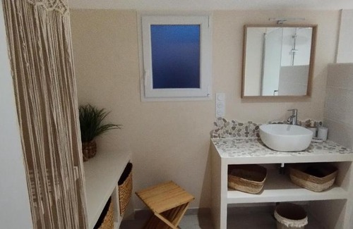 Saint-Laurent-d'Aigouze House | Au Cabanon