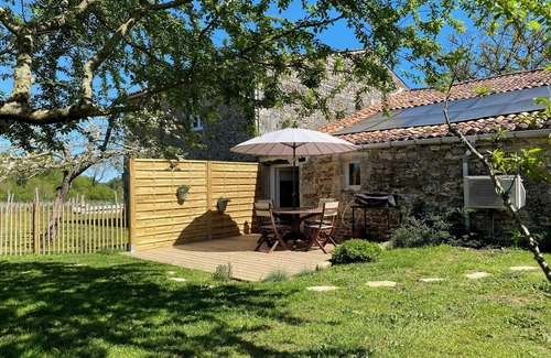 Varzay House | Au Calme de la Campagne, à 10mn de Saintes et 20mn de Royan