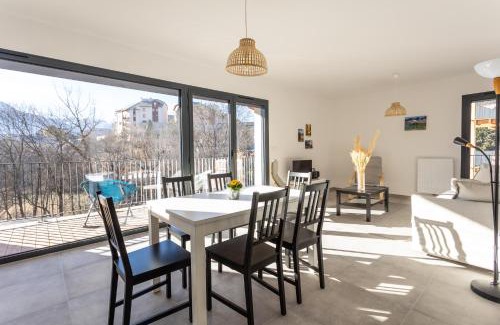 Embrun Apartment | Au Calme des Sommets - Vue montagne