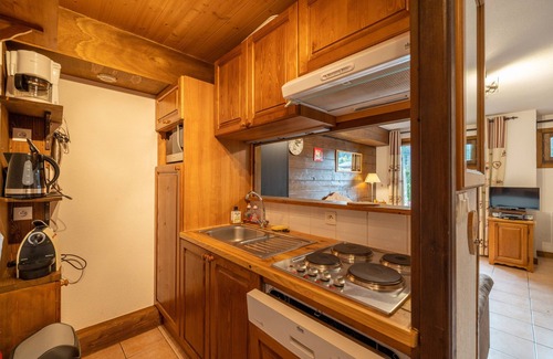 Samoens Apartment | 'Au chalet du Nant d'Ant' with Mountain View