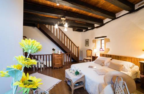 Beynac-et-Cazenac House | Au coeur de Beynac, une maison de caractère avec jardin terrasse