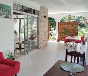 Saint-Joseph Apartment | Au coeur de Bouliki