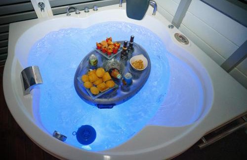 Goyave Apartment | Au coeur du papillon spa privé