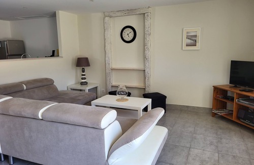 Duravel House | Au Coeur du Vignoble de Cahors, Gîte Avec Piscine Privative, Calme et Sérénité !