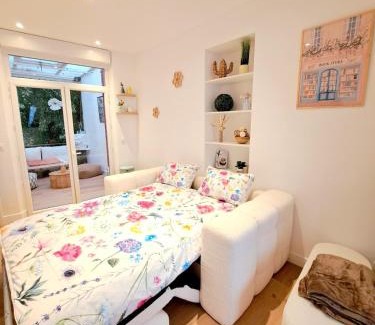 Centre Erlon Apartment | Au Détour des Sacres -Hypercentre-Boulingrin