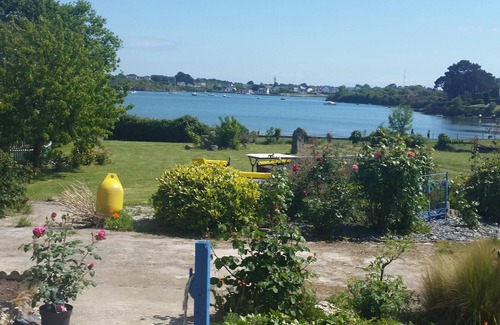 Plouhinec House | AU FIL DE L 'EAU, Cottage in southern Brittany, located along the RIA of Etel, Morbihan